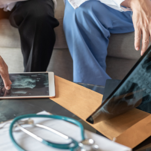 Enterprise imaging interoperability, clinicians looking at xrays